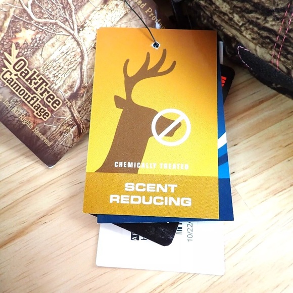 Huntworth Womens Oak Tree Camo Gloves Size Medium Realtree Waterproof - Picture 7 of 8